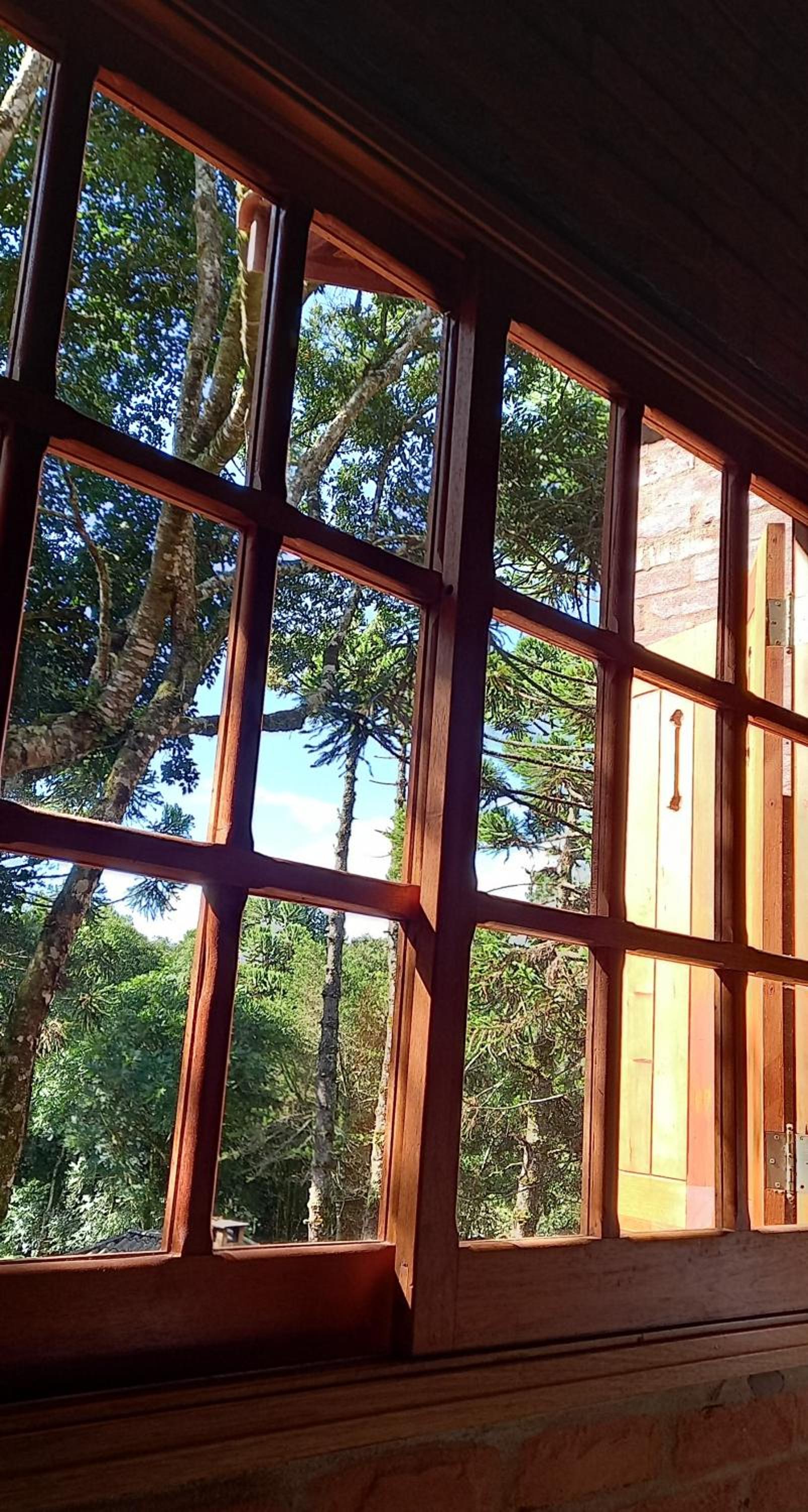 CASA EM MONTE VERDE CHARME E CONFORTO