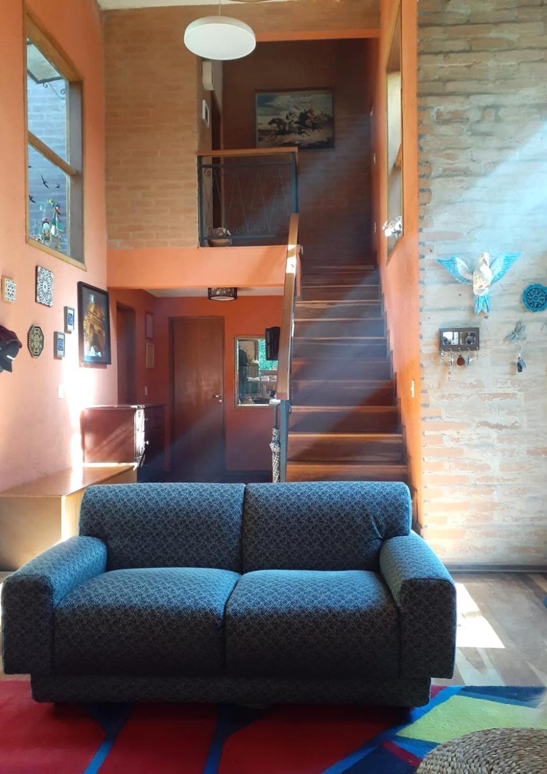 CASA EM MONTE VERDE CHARME E CONFORTO