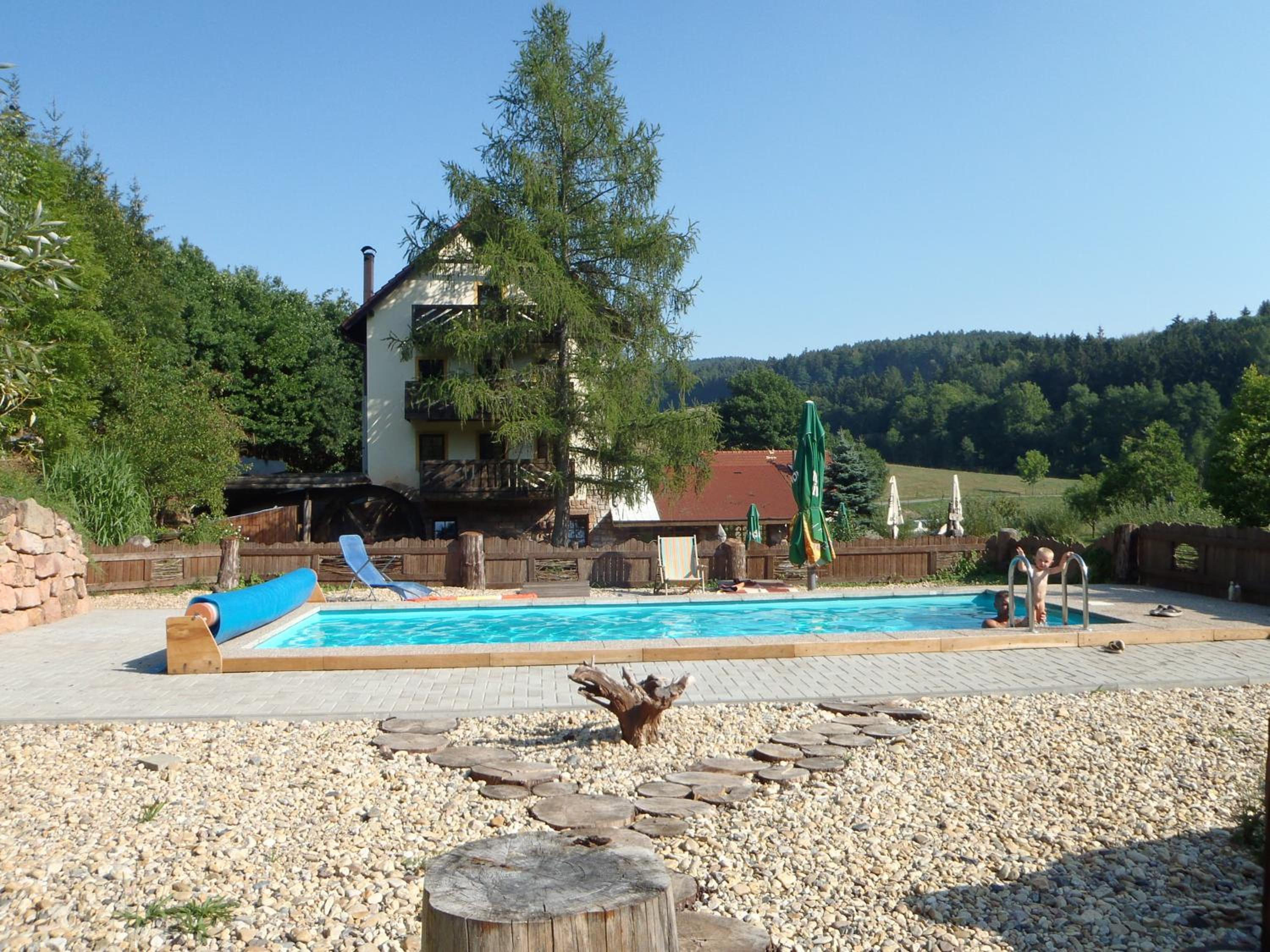 Photo 10