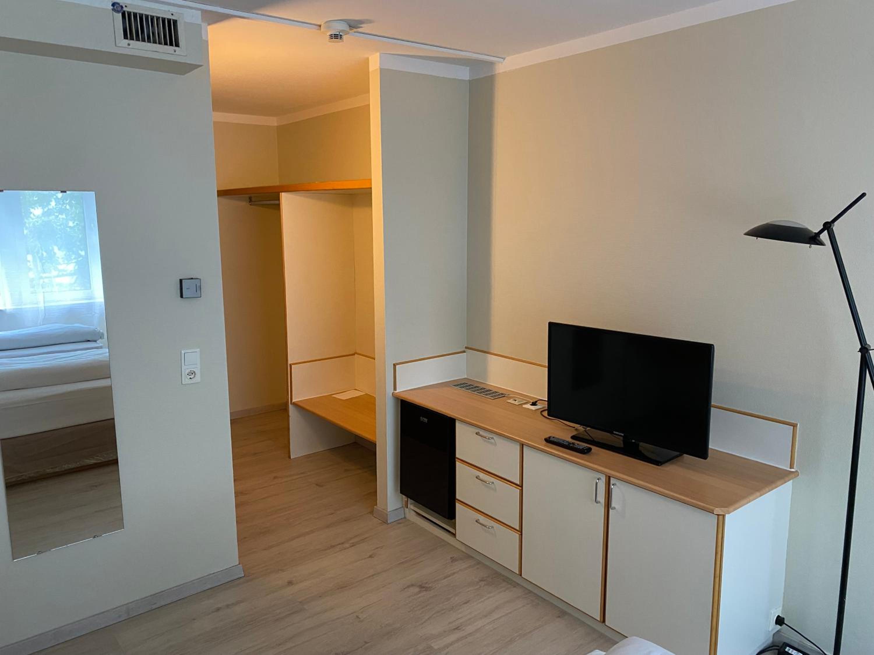Offenbach Vacations - Hotel B99 - Property Image 12