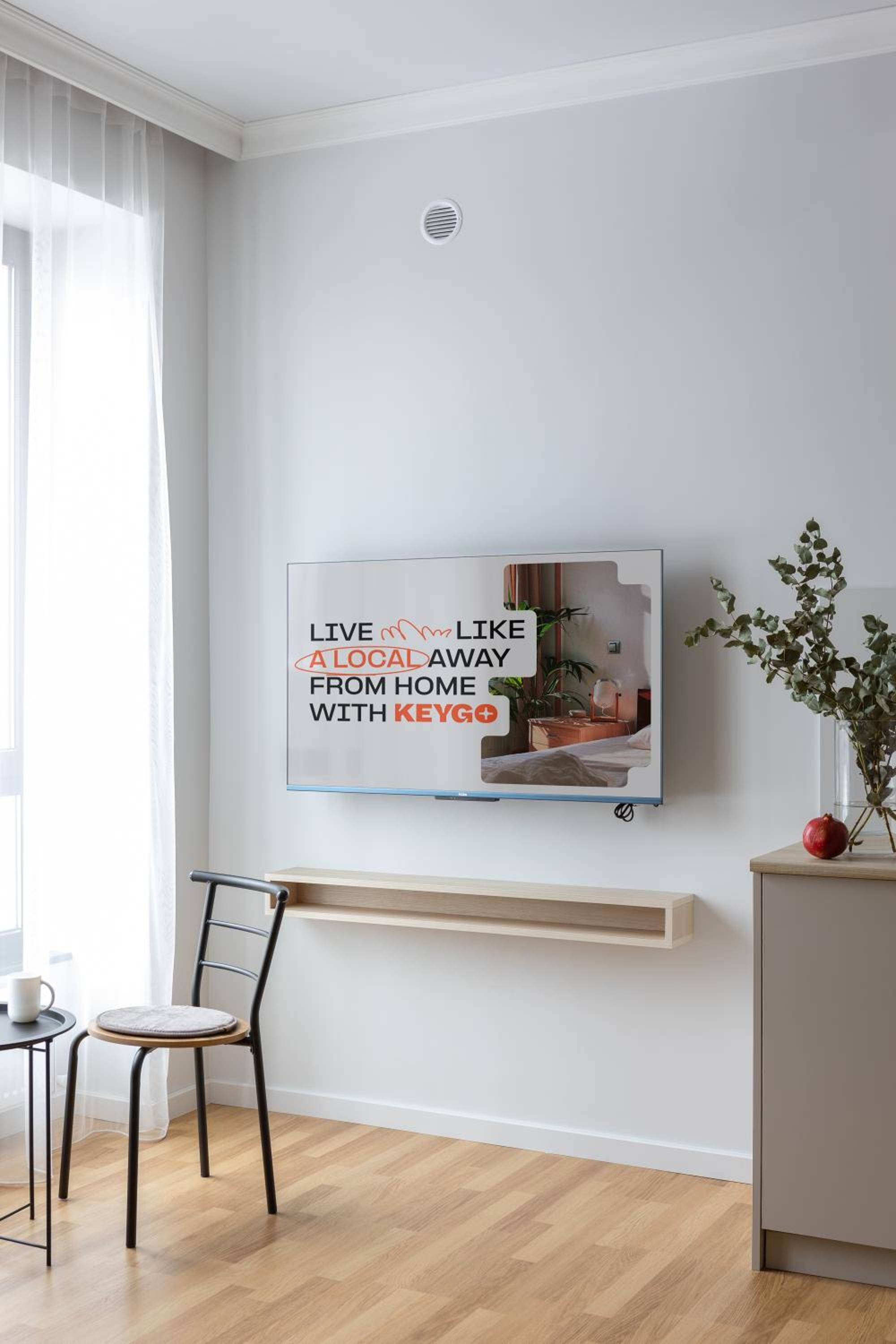 Apartment KeyGo #0065 is the key to a comfortable location