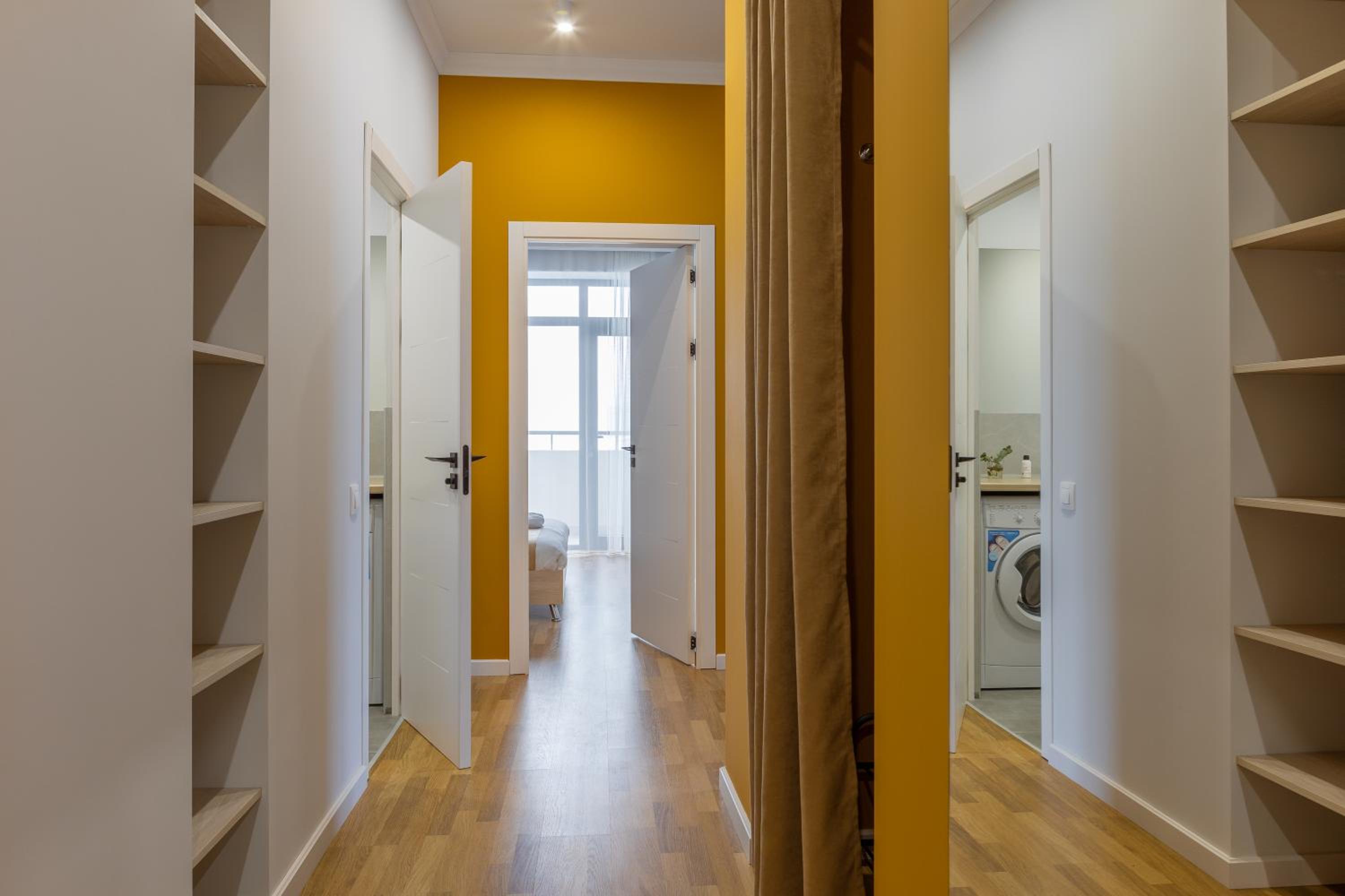 Apartment KeyGo #0065 is the key to a comfortable location