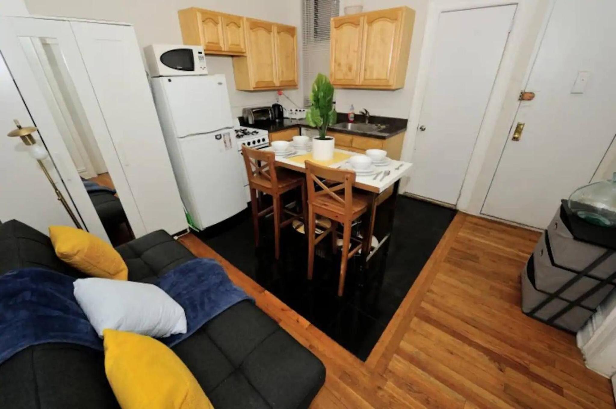 Ideal 3br Near Times Square