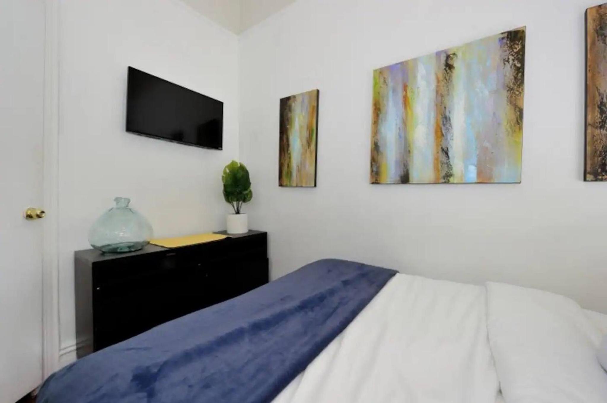 Ideal 3br Near Times Square
