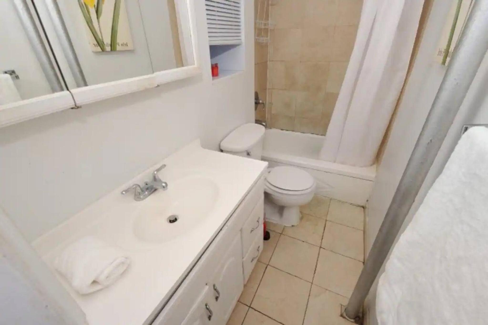 Ideal 3br Near Times Square