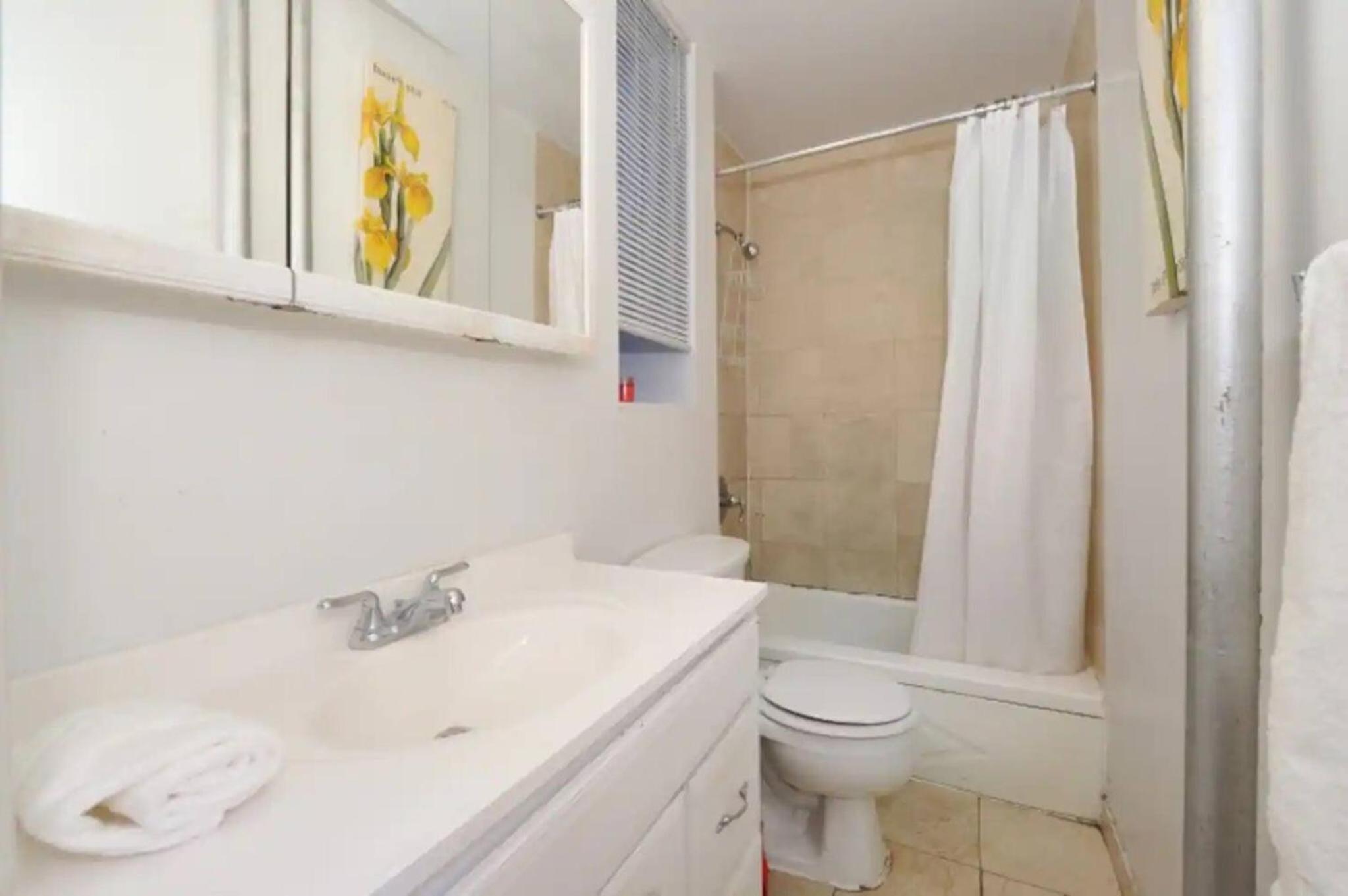 Ideal 3br Near Times Square