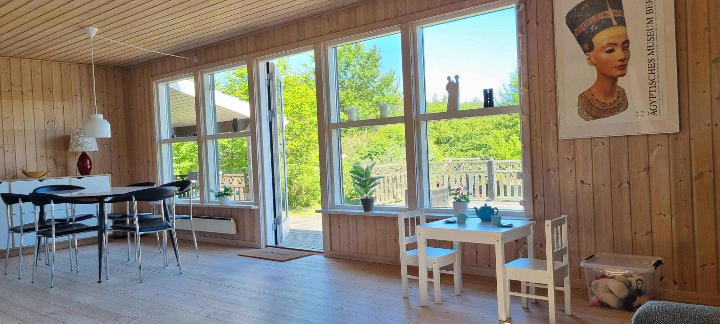 Beautiful And Private Summerhouse With Terrace