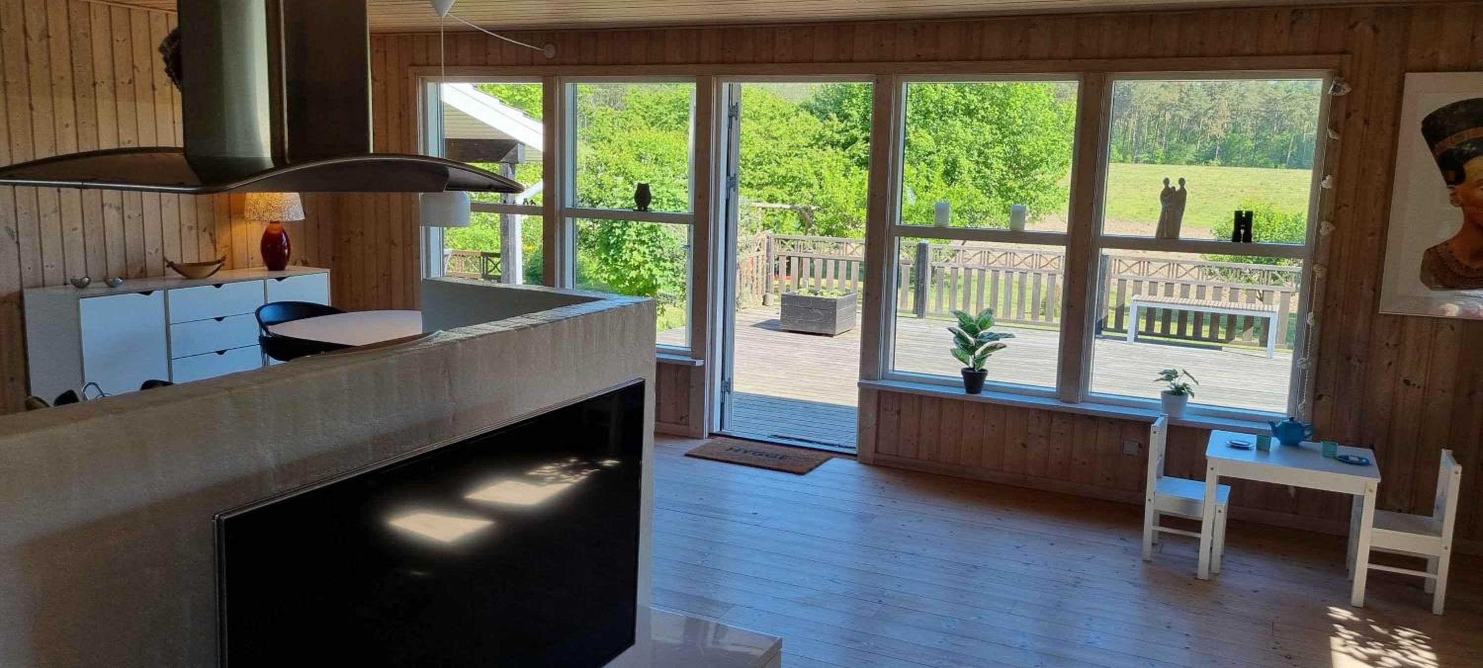 Beautiful And Private Summerhouse With Terrace