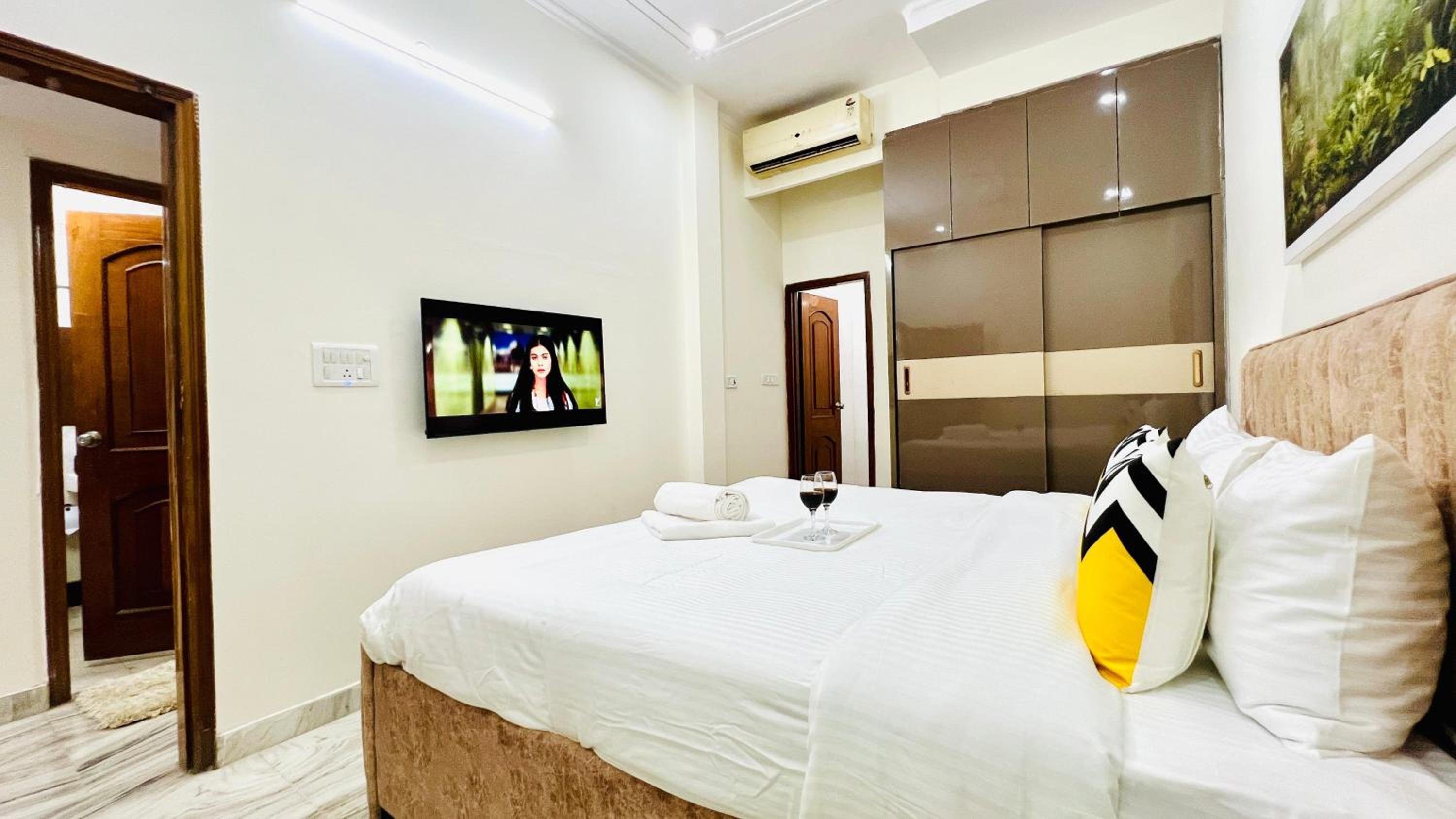 Olive Service Apartments Rohini