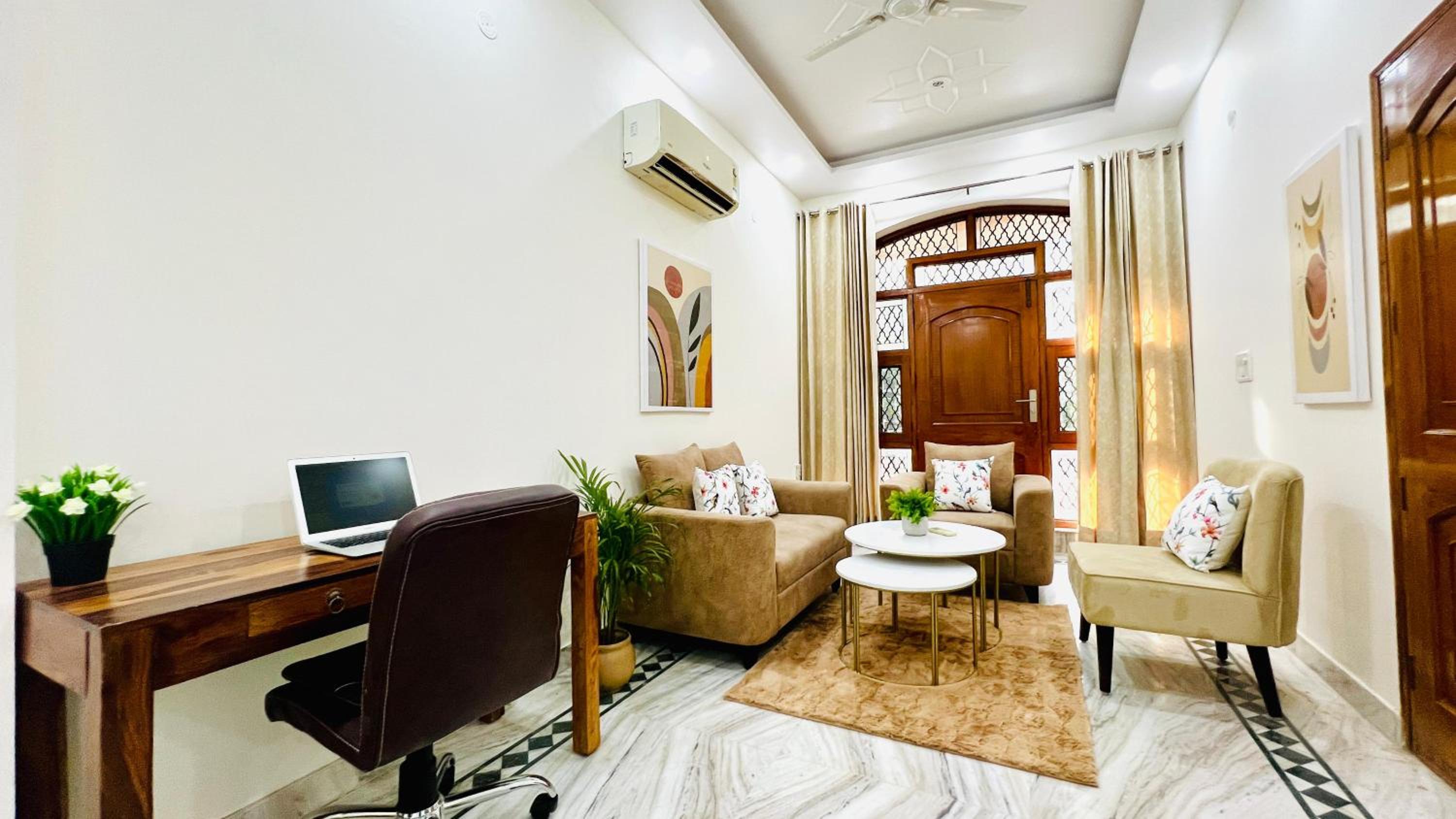 Olive Service Apartments Rohini