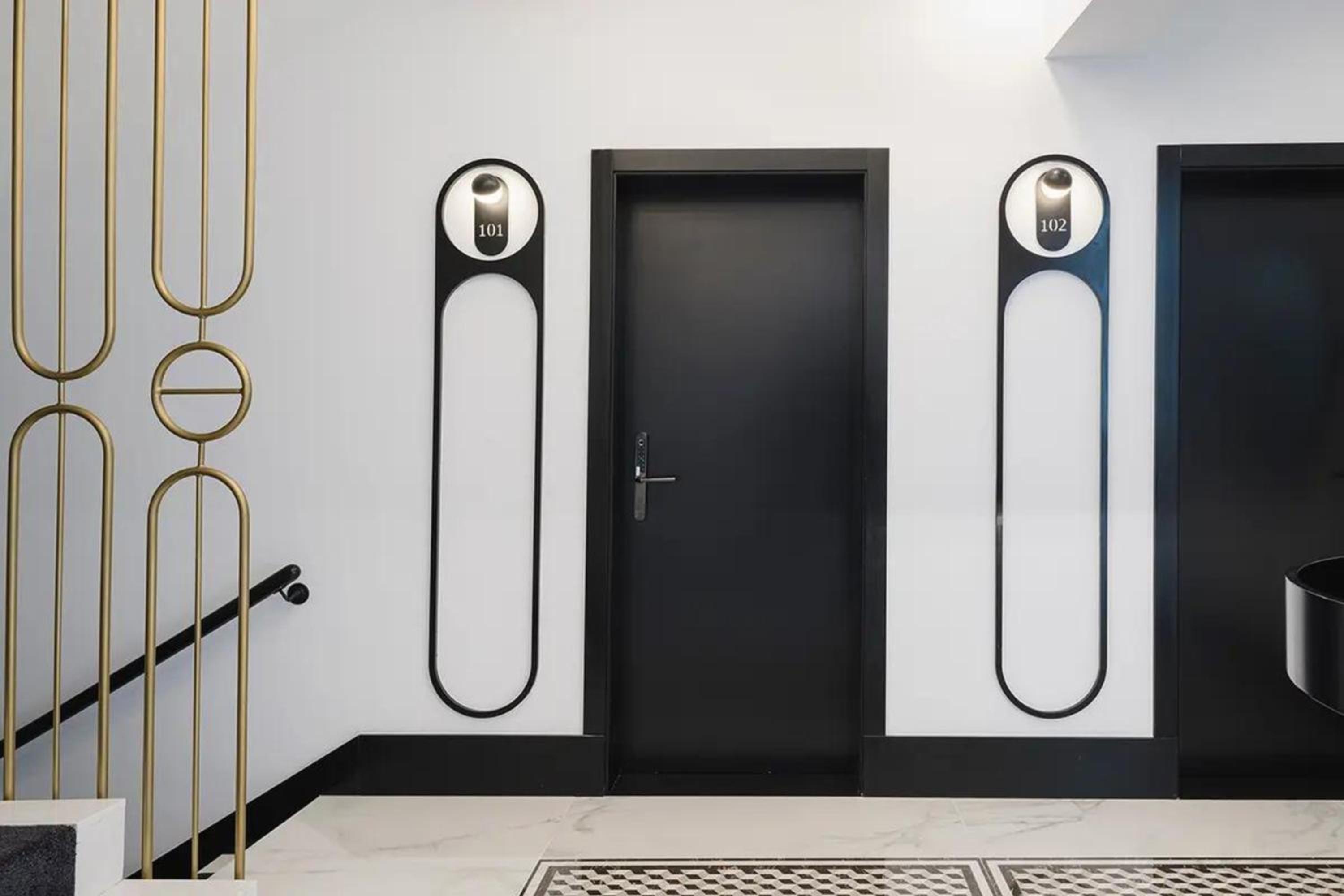 Blue Marina Suites - Boutique Apartments