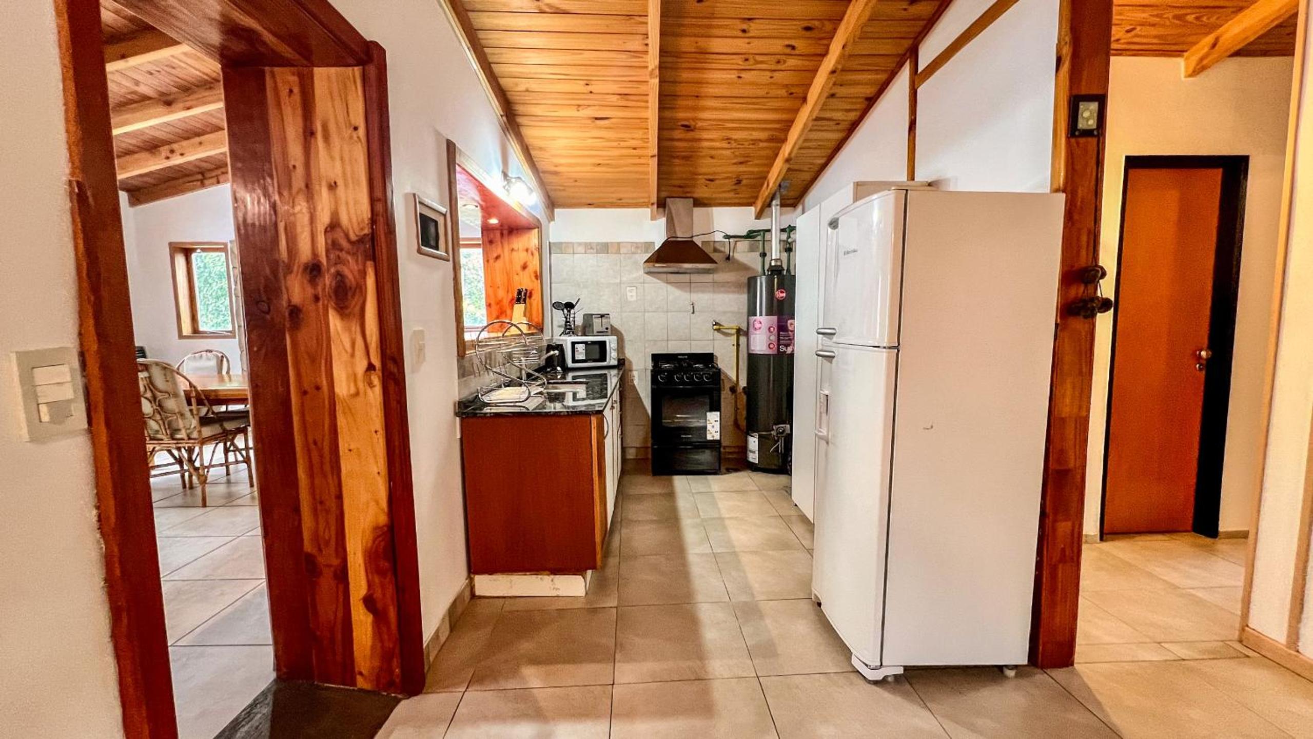 RentUp - Tranquilidad y comodidad en Bariloche, refugio luminoso