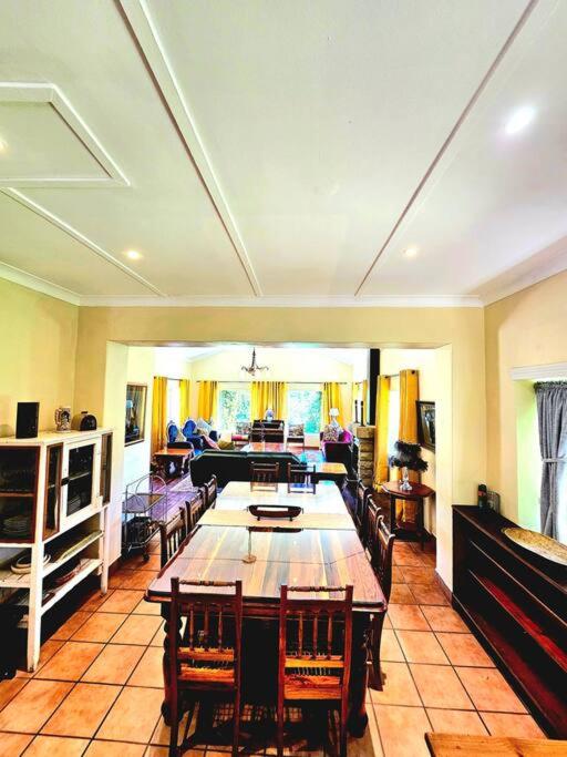 Luxury Guesthouse The FarmHouse