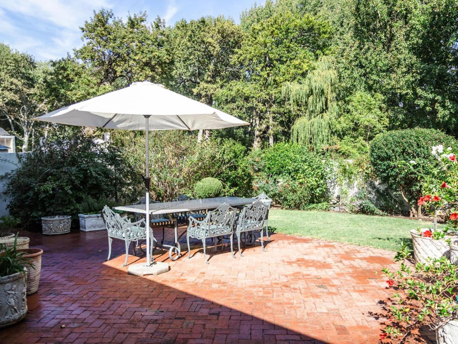 Klein Champagne Guesthouse and Cottages