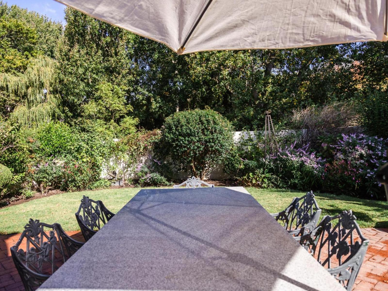 Klein Champagne Guesthouse and Cottages