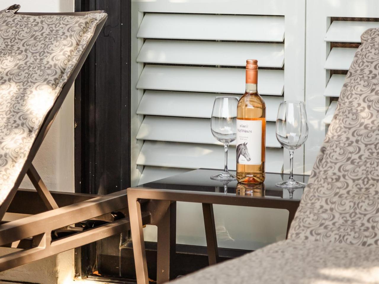 Klein Champagne Guesthouse and Cottages