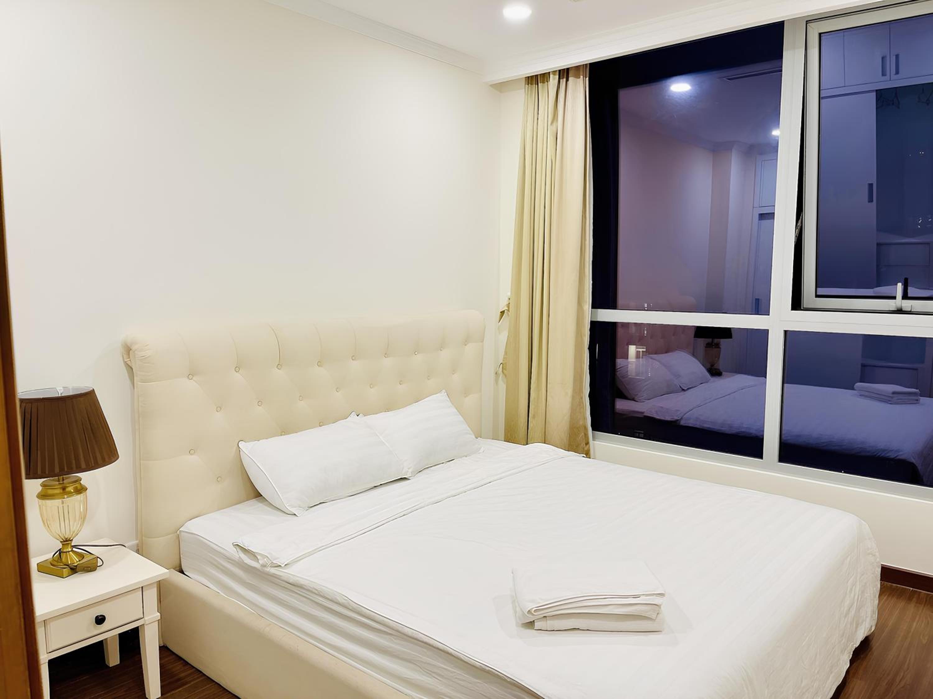 Vinhomes Apartments Serviced