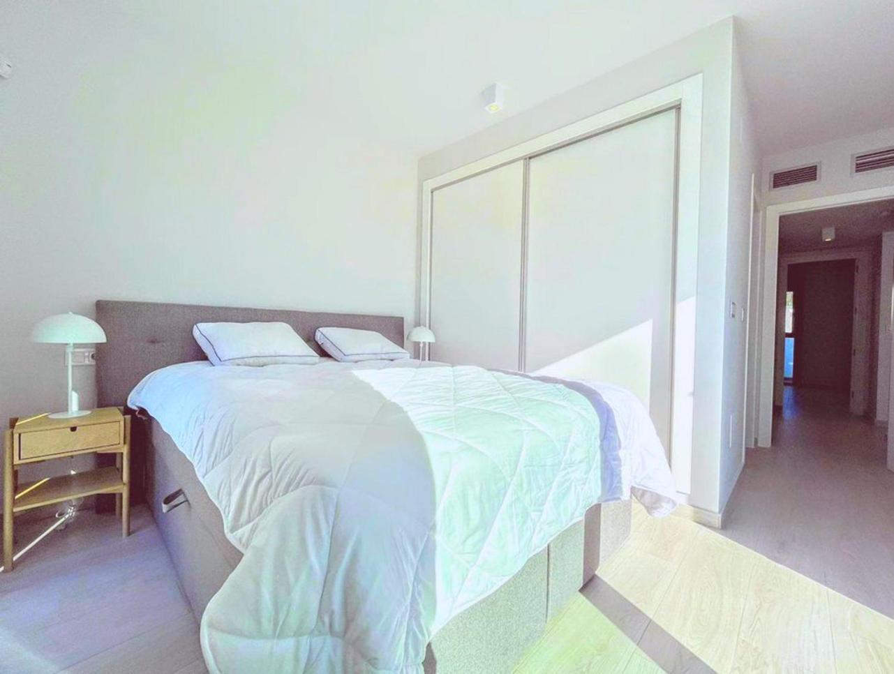 Spacious new apartment in Villamartin for 4 guests