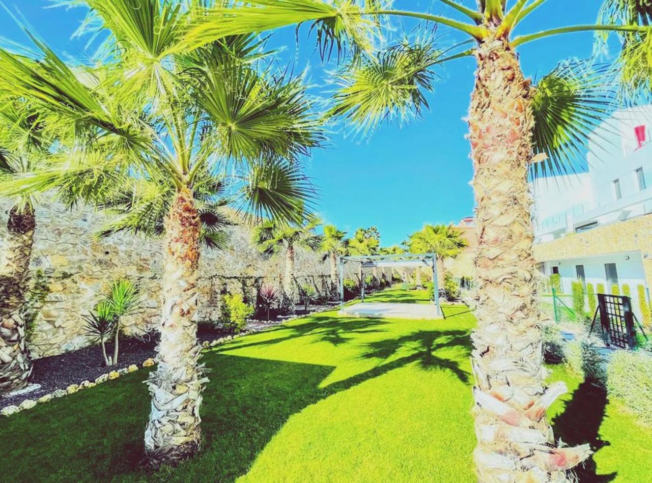 Spacious new apartment in Villamartin for 4 guests