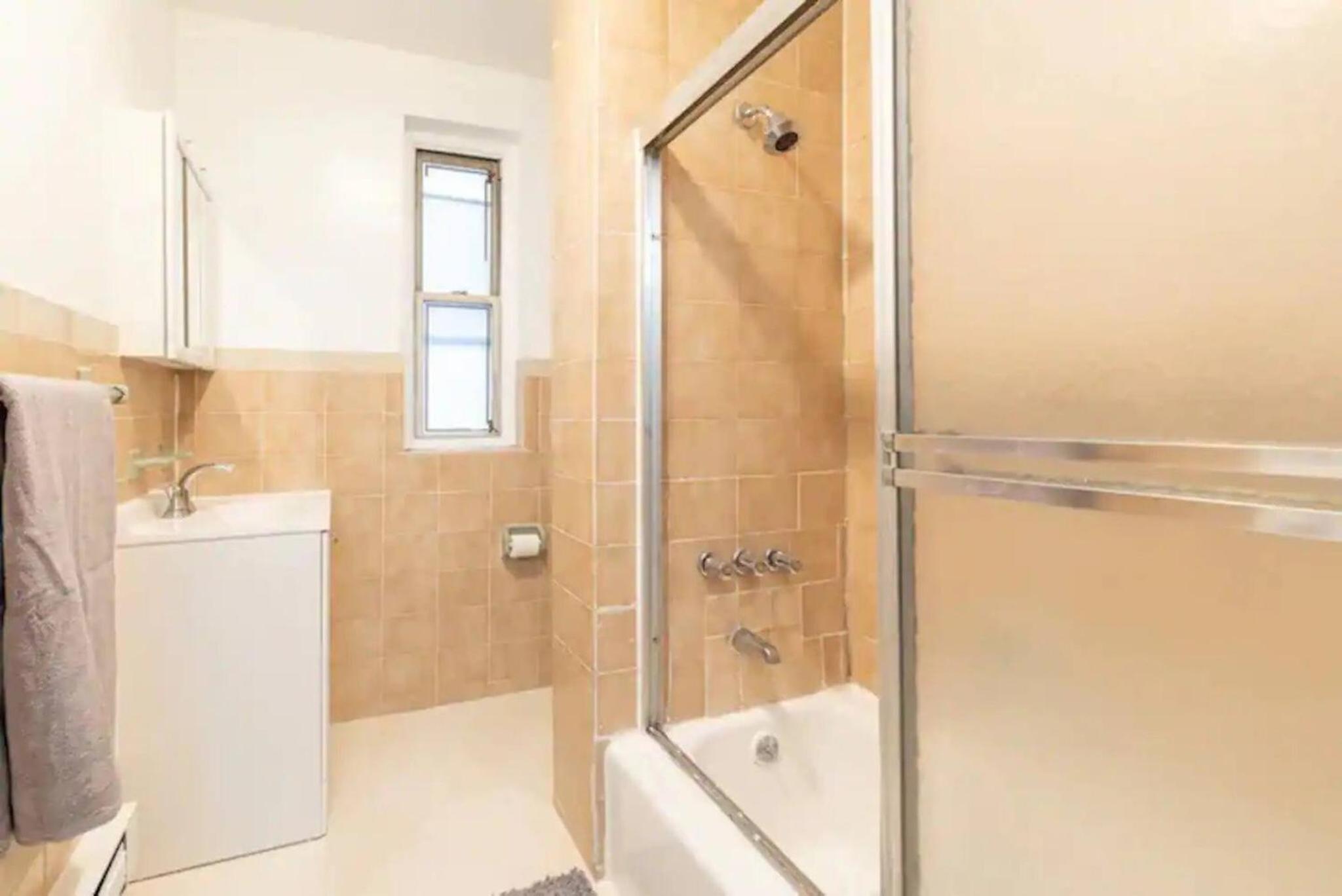 Cozy 3br In Hudson Yard