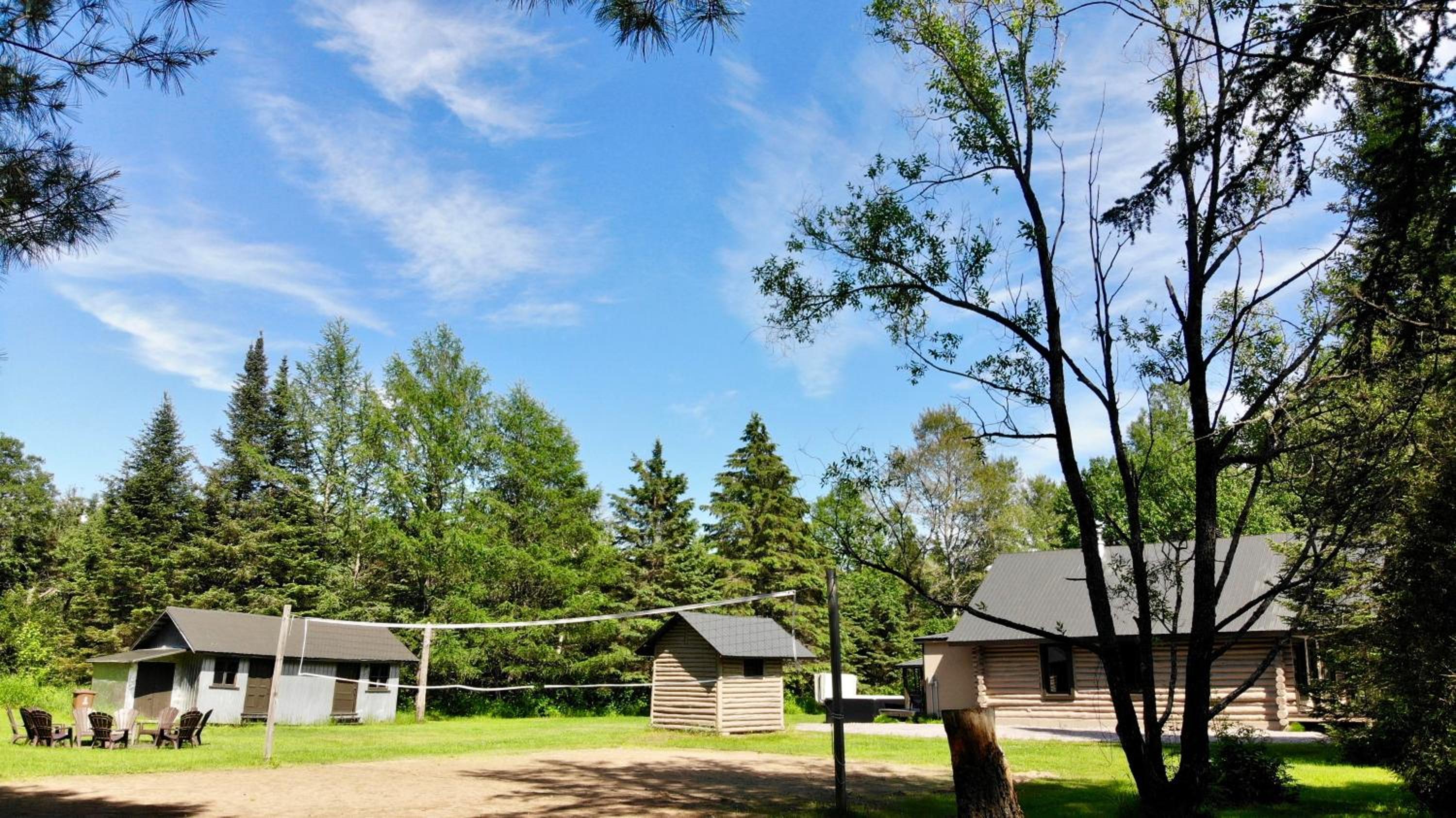 Les Chalets Tourisma - Chalet en bois rond avec spa - Chalet du 4e