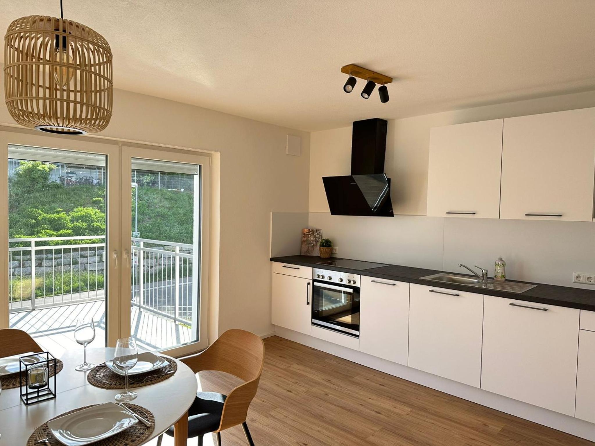Modernes 2-Schlafzimmer Business EG Wohnung in Ehningen, IBM, Mercedes-Benz Sindelfingen, S-Bahn und A81 mit Parkplatz
