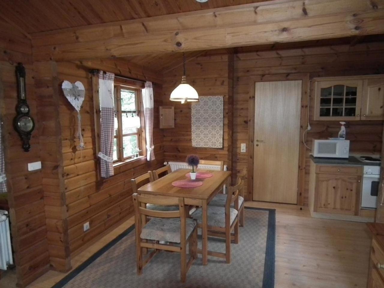Wunderschönes Ferienhaus Am Waldrand