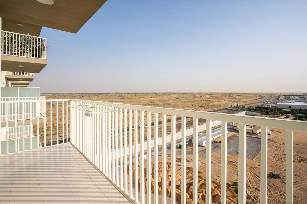 Homesgetaway - Elegant 2BRApt In Navitas A Damac Hills 2