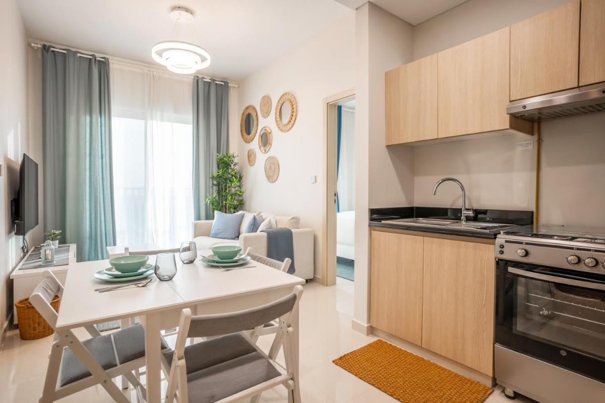 Homesgetaway - Elegant 2BRApt In Navitas A Damac Hills 2
