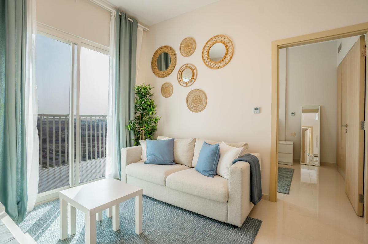 Homesgetaway - Elegant 2BRApt In Navitas A Damac Hills 2
