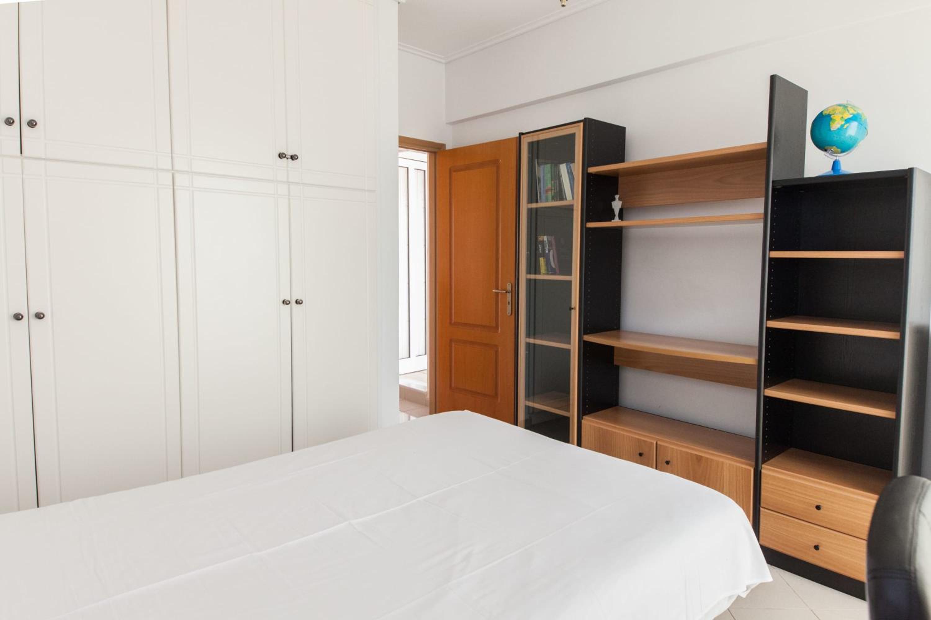 Koridalos 3 Bd Terrace Apt with Spectacular Views photo 3