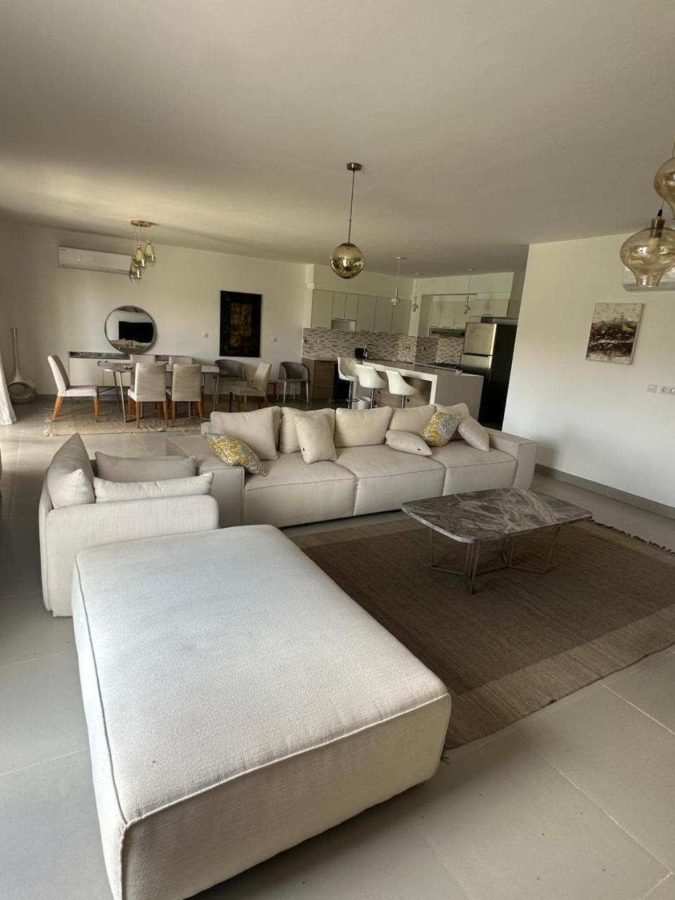 Marasi Marina apartment