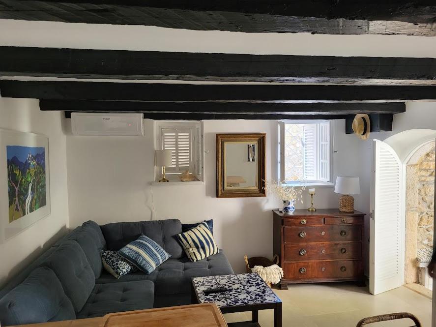 Old town STONE HOUSE OASIS