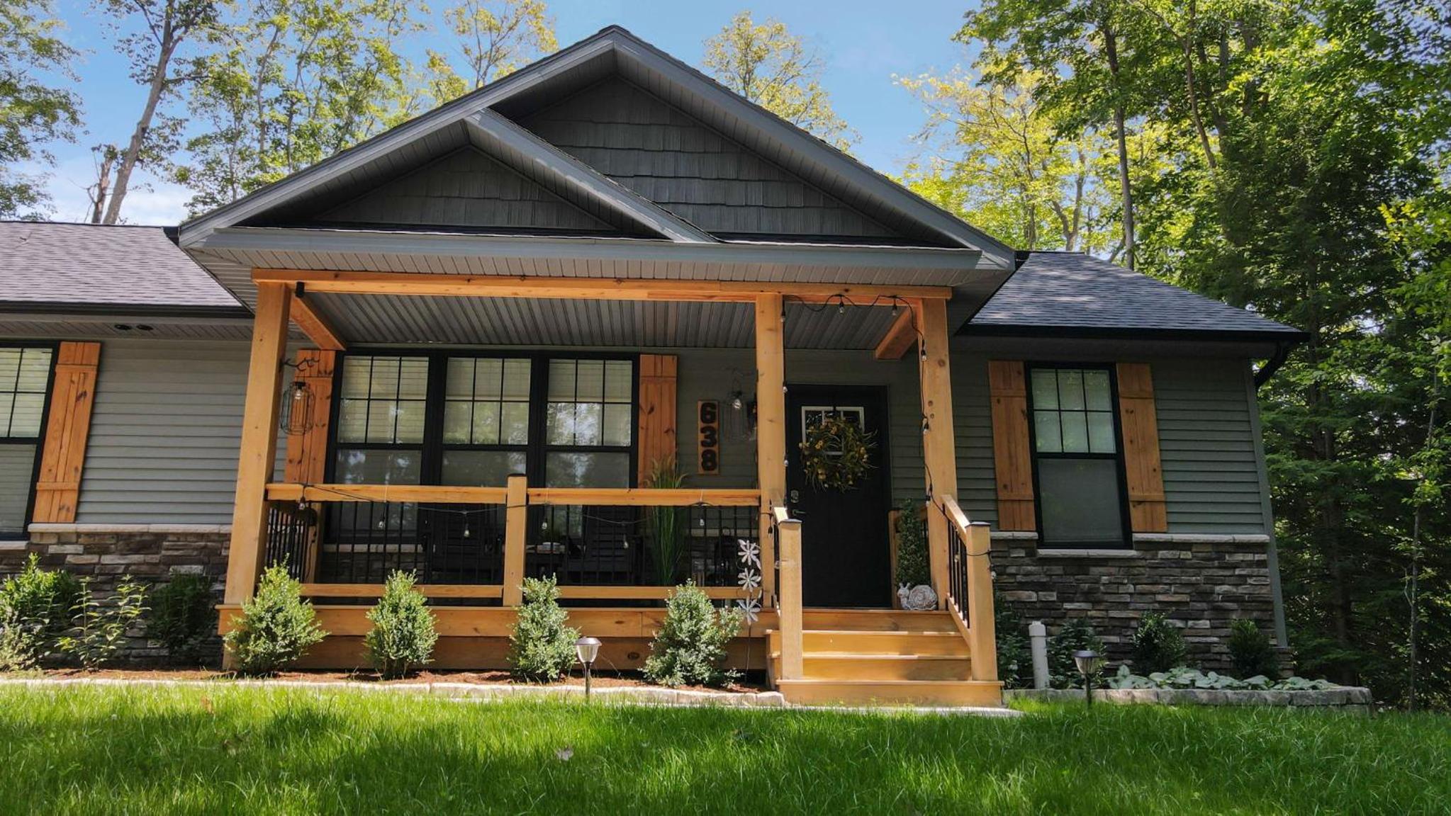 Lazy Bear Inn