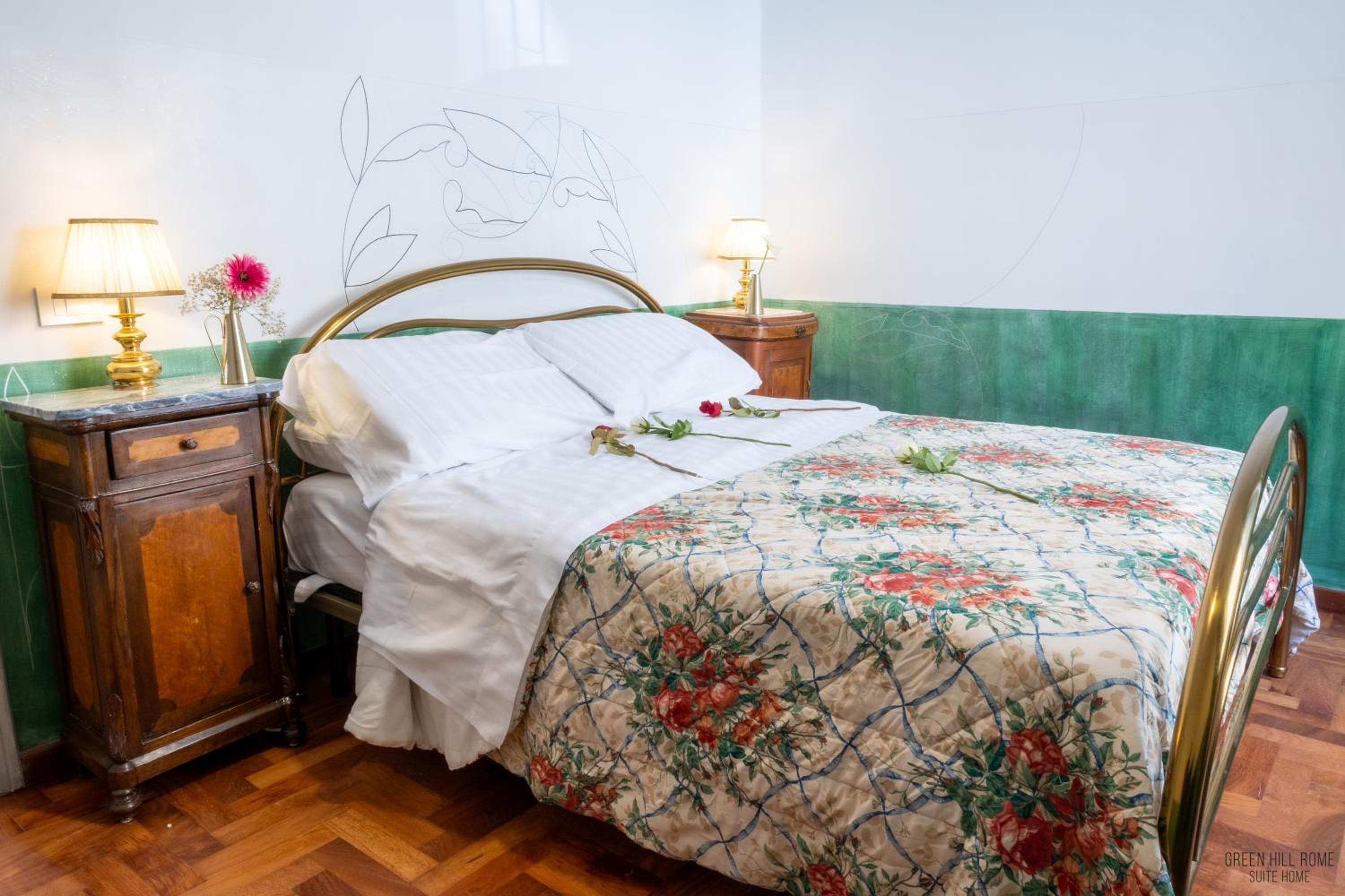 Green Hill Rome Suite Home