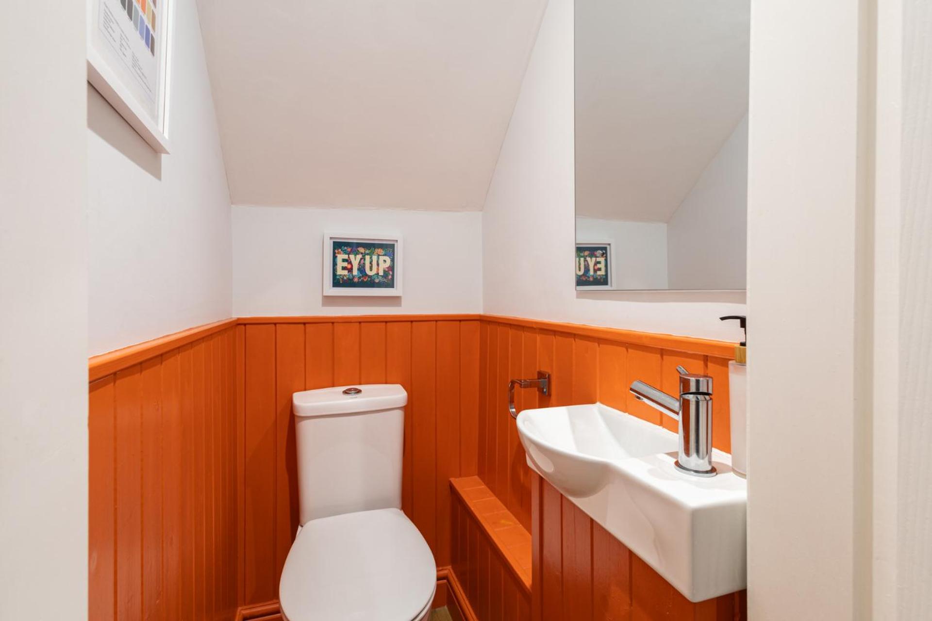Host & Stay - Devereux House view 3