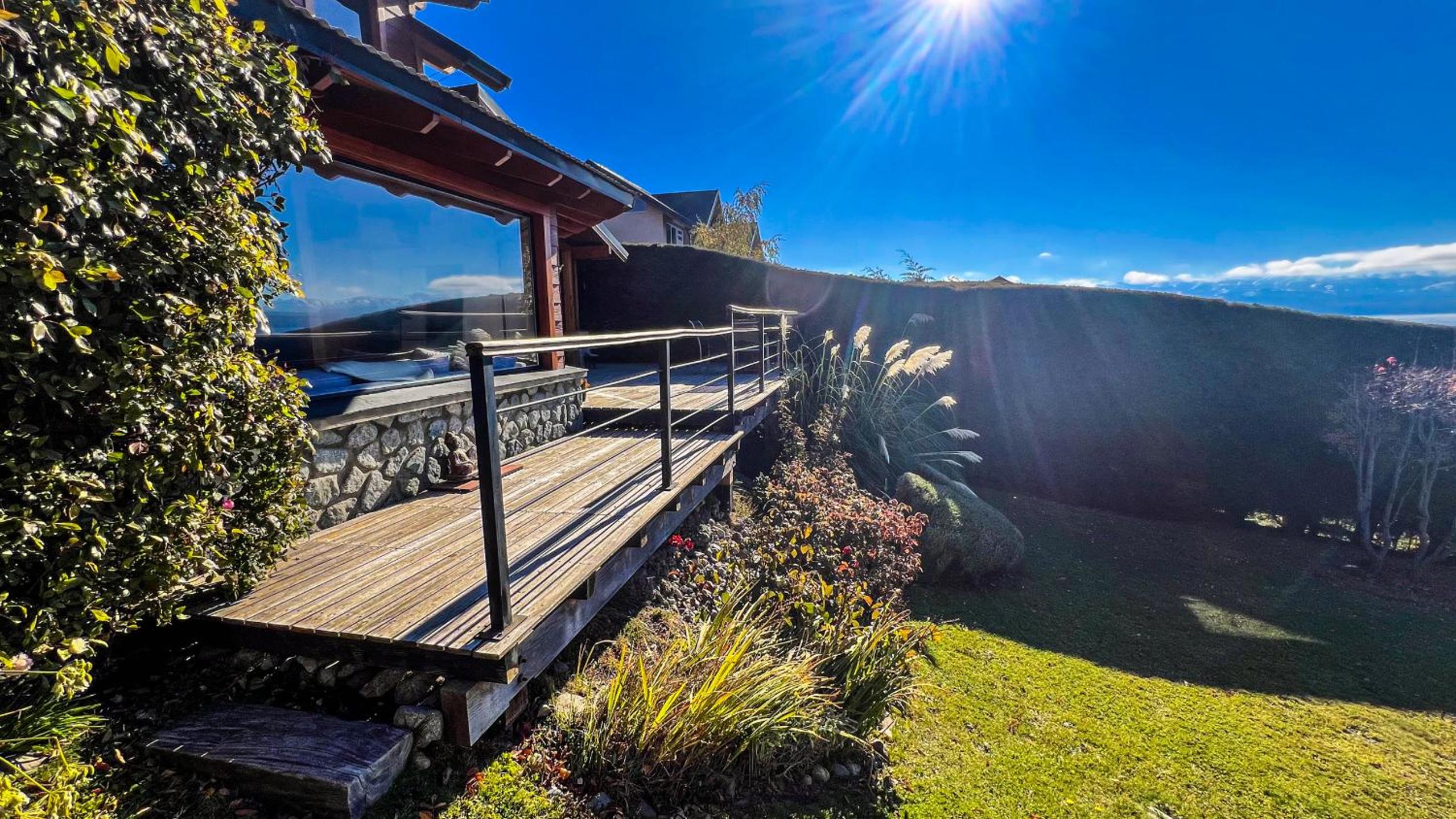 RentUp - Bariloche Casa con vista al Lago y Cerro Villegas