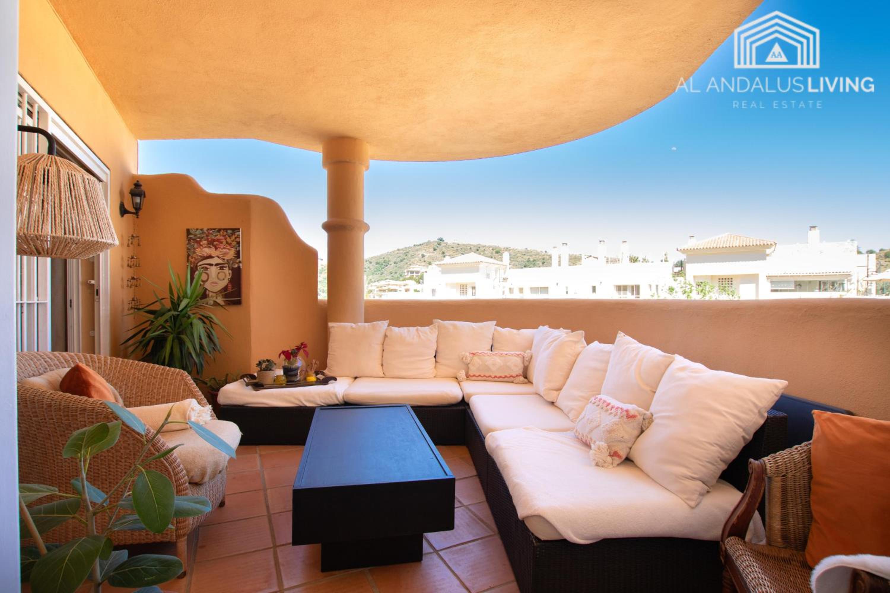 Large and cozy ground floor apartment in Calahonda, Mijas Costa view 5