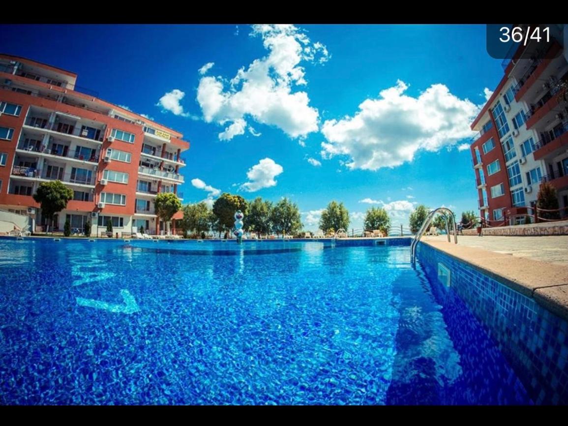 Paradise View