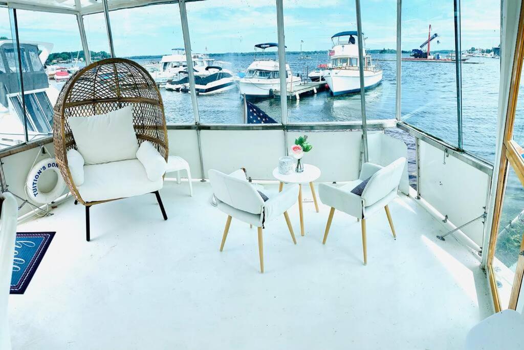 Watertown Vacations - Beautiful Yacht in Clayton, NY! - Property Image 1