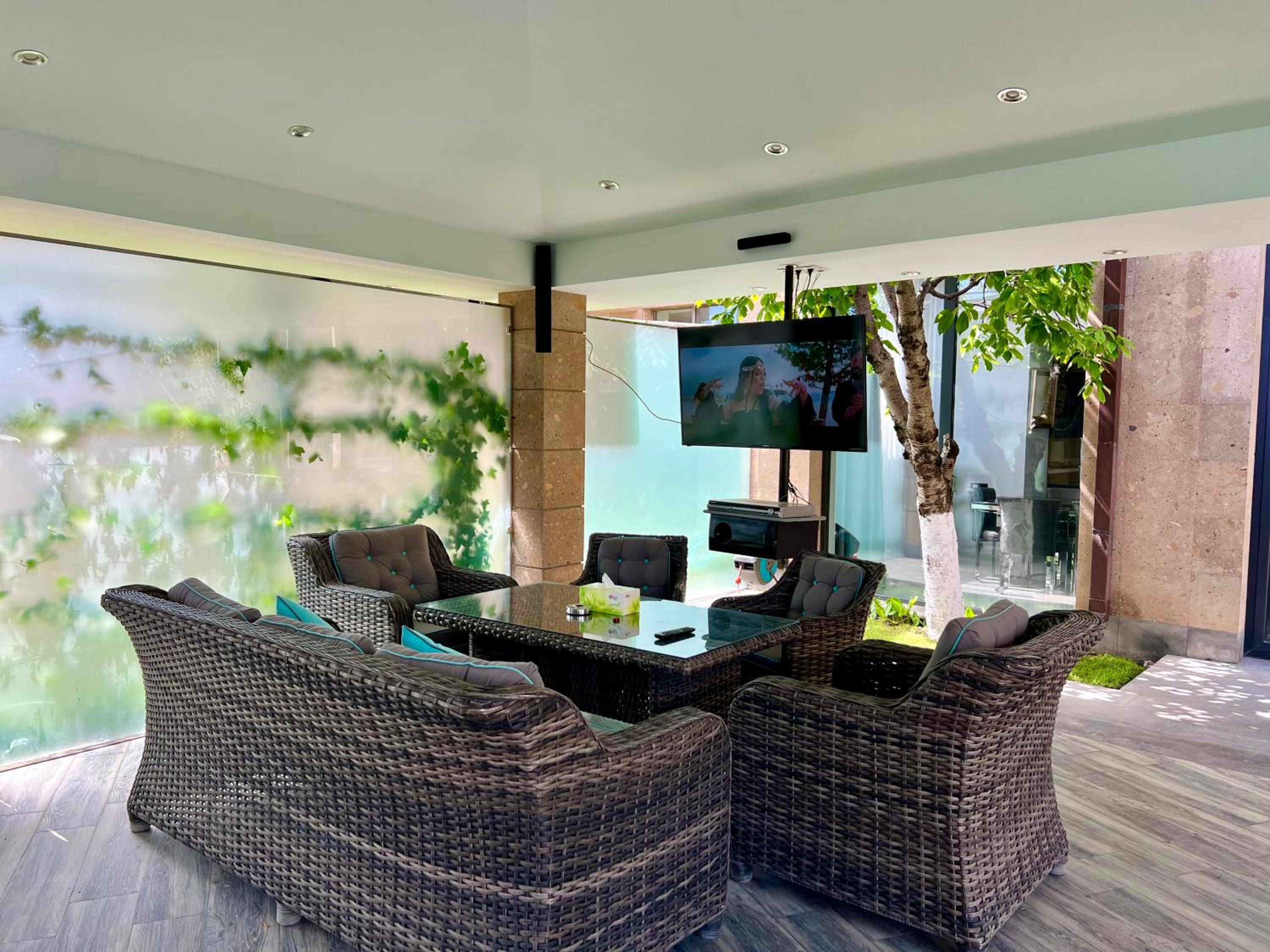 Luxury villa with Pool and Jacuzzi