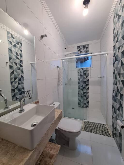 Casa com Piscina - Cond Fechado em Caraguatatuba - Praia da Mococa