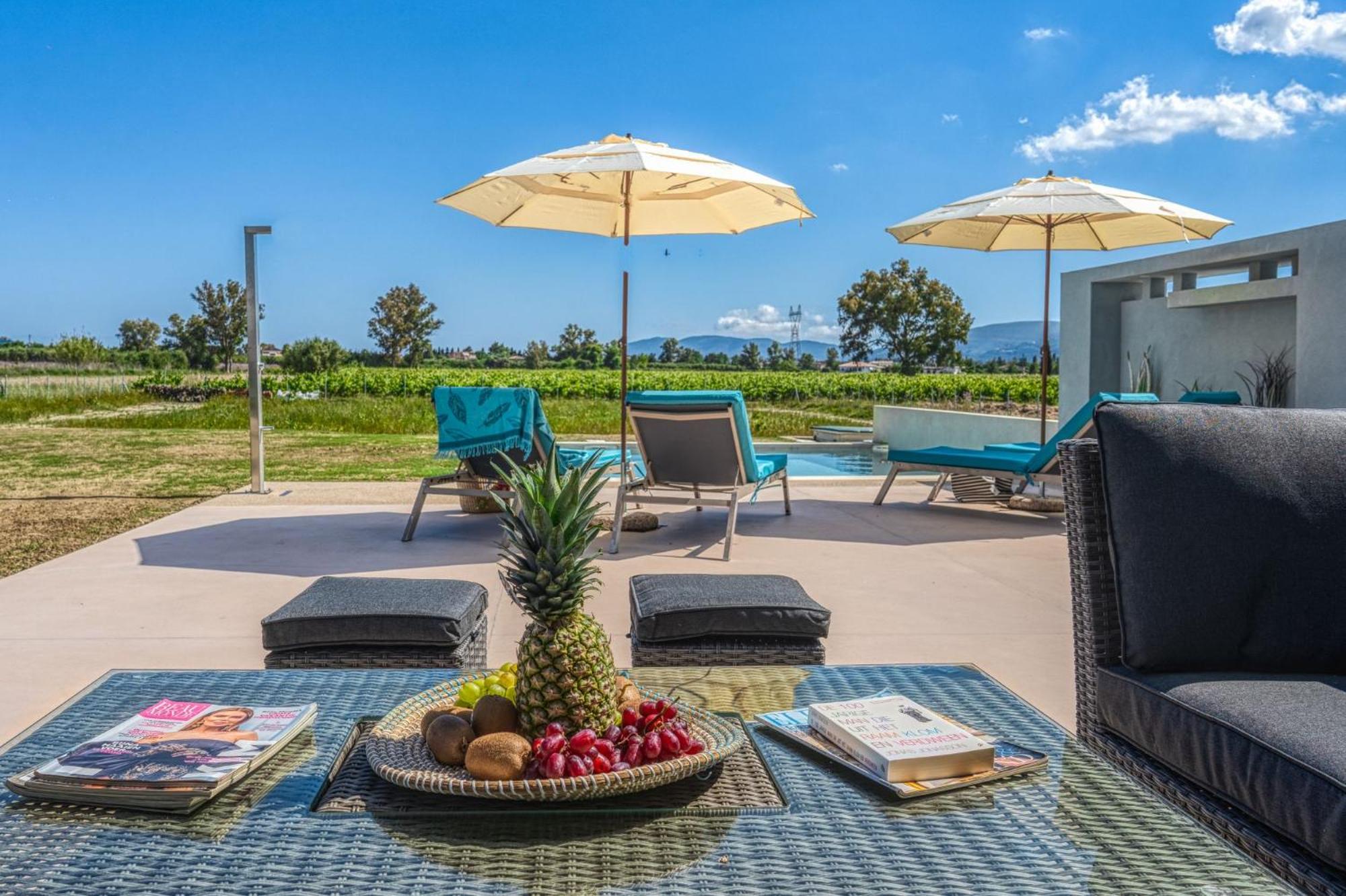 Hotel Sisomar Suites with Private Pool - Image 1