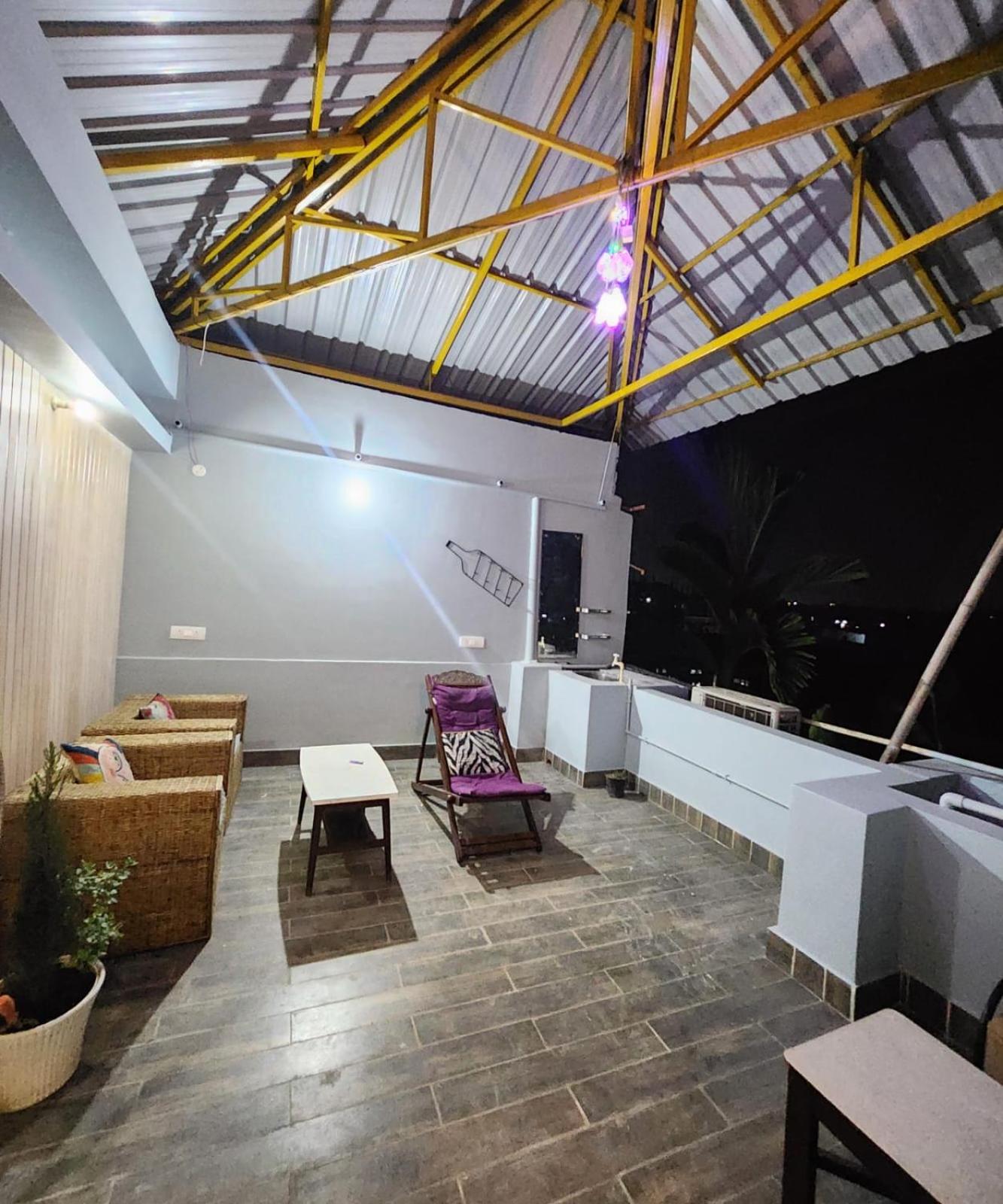 Sky lounge