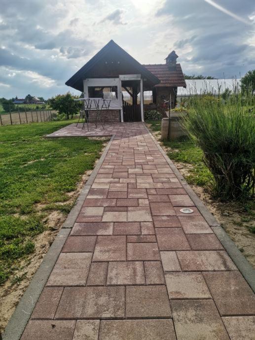 Photo 13