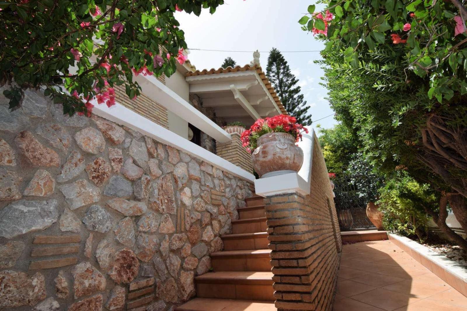 Villa Elite view 4