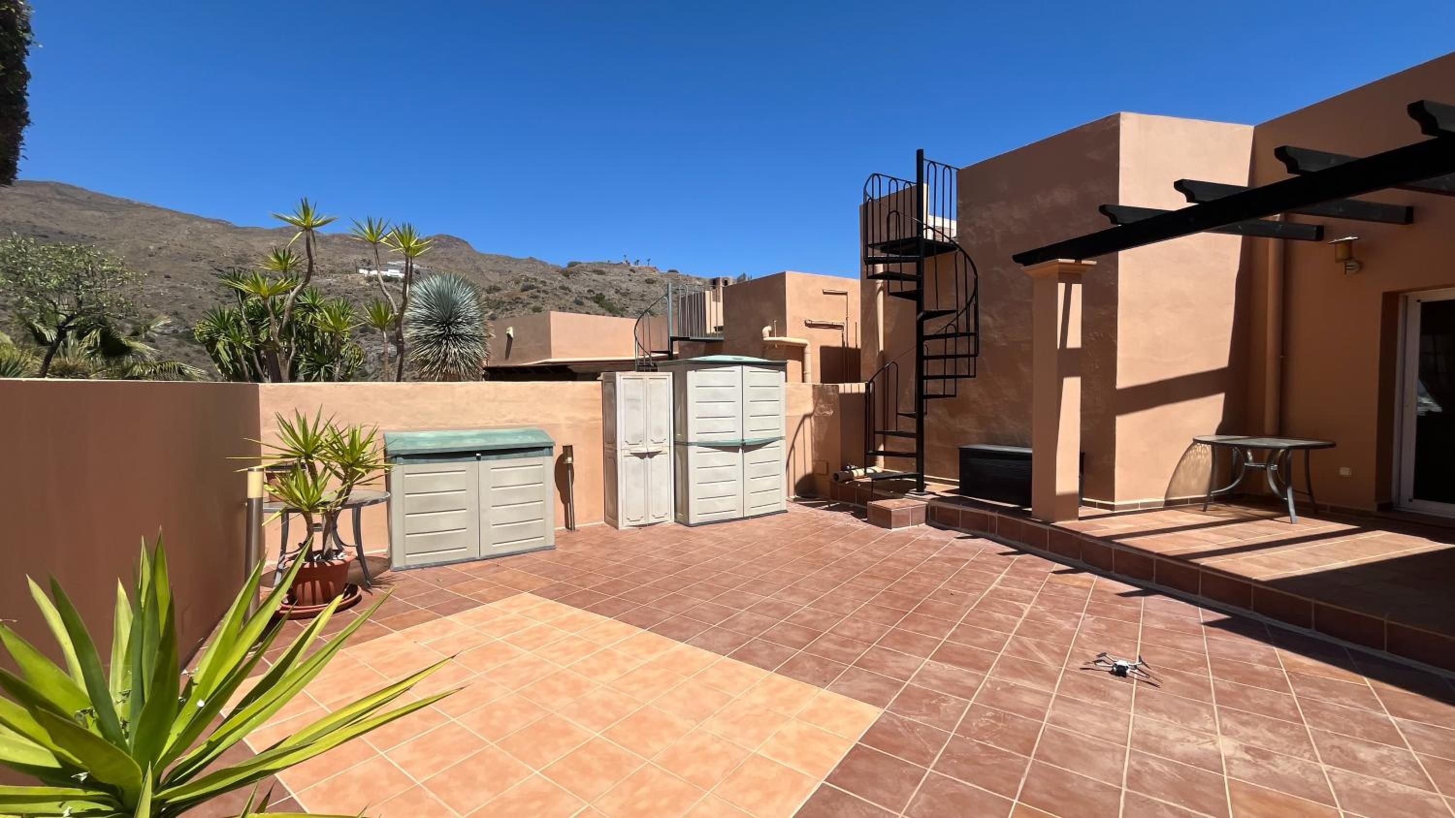 Moderna villa con impresionantes vistas