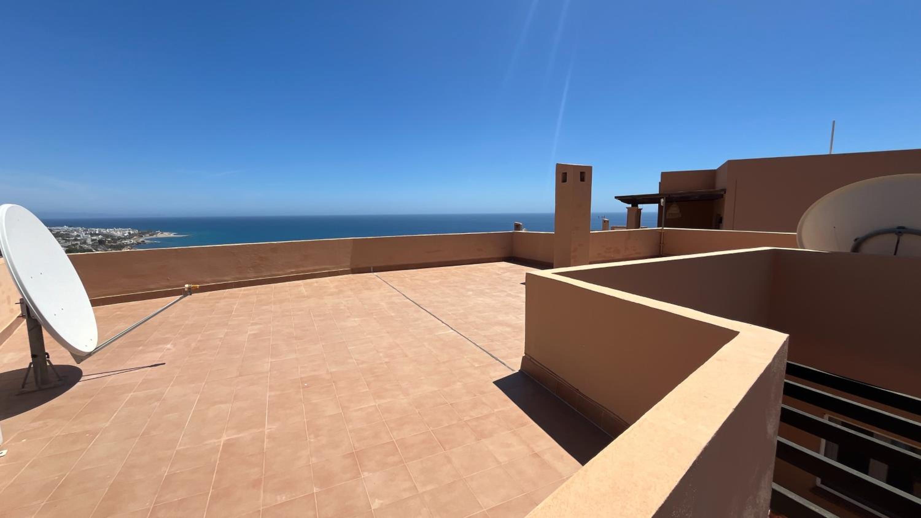 Moderna villa con impresionantes vistas