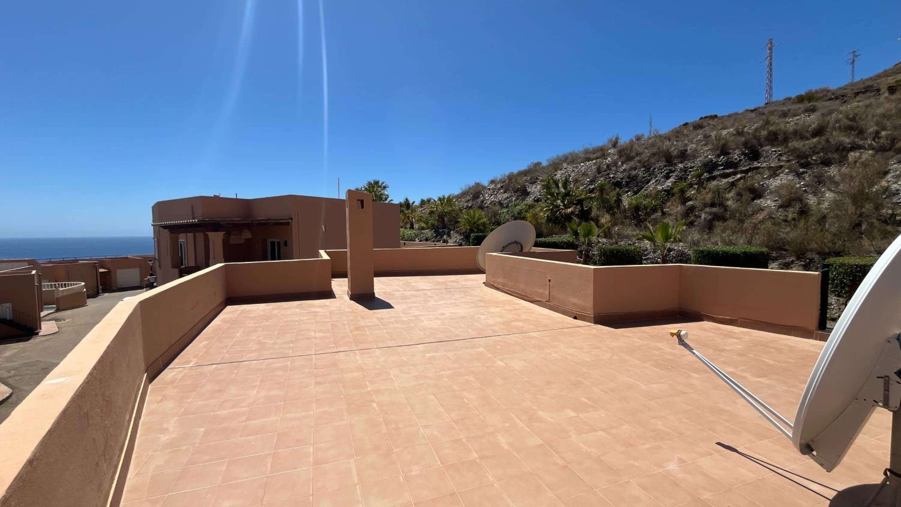 Moderna villa con impresionantes vistas