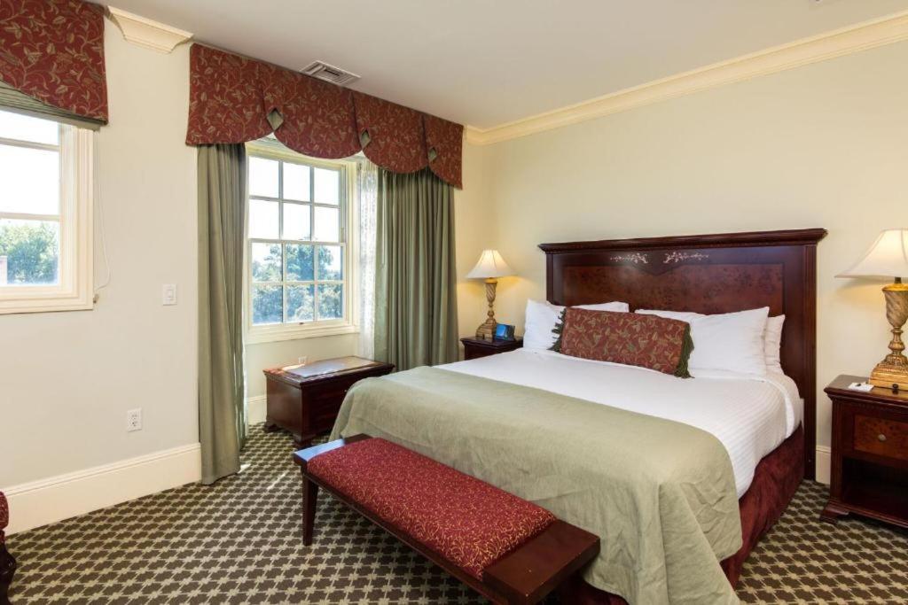 Willows Vacations - Hotel Diamond - Property Image 4